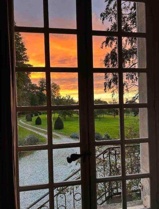 Charming 18Th Century Chateau, Near Bayeux In Calvados, Normandie Livry  Εξωτερικό φωτογραφία